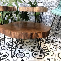 table gigognes Noyer Brut, vue de décoration zoom